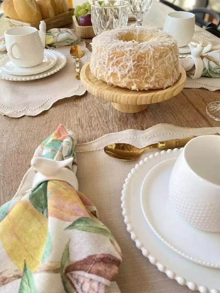 Prato de Bolo de Bambu com Pé Verona 20cm – Elegância e Sustentabilidade para Sua Mesa