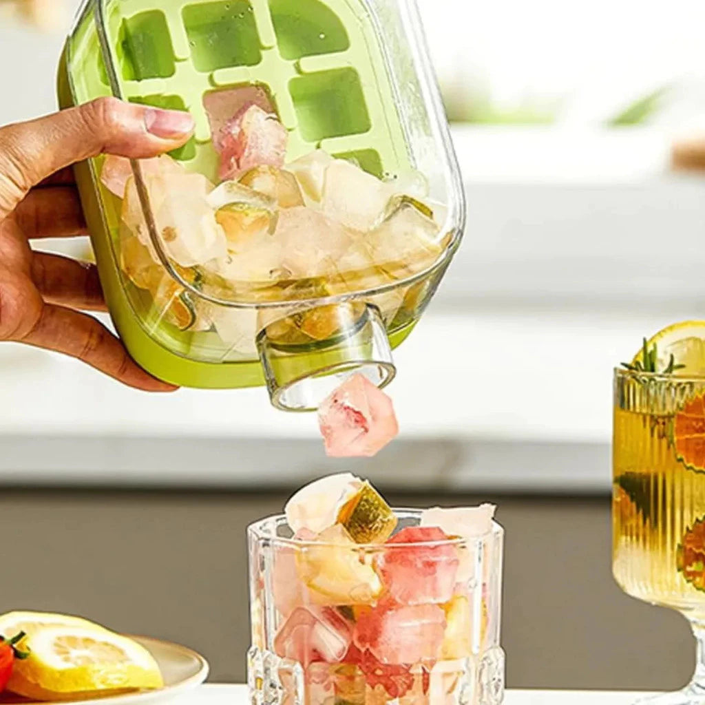 Garrafa IcePro 2 em 1 – Faça Gelo e Refresque-se Onde Estiver!